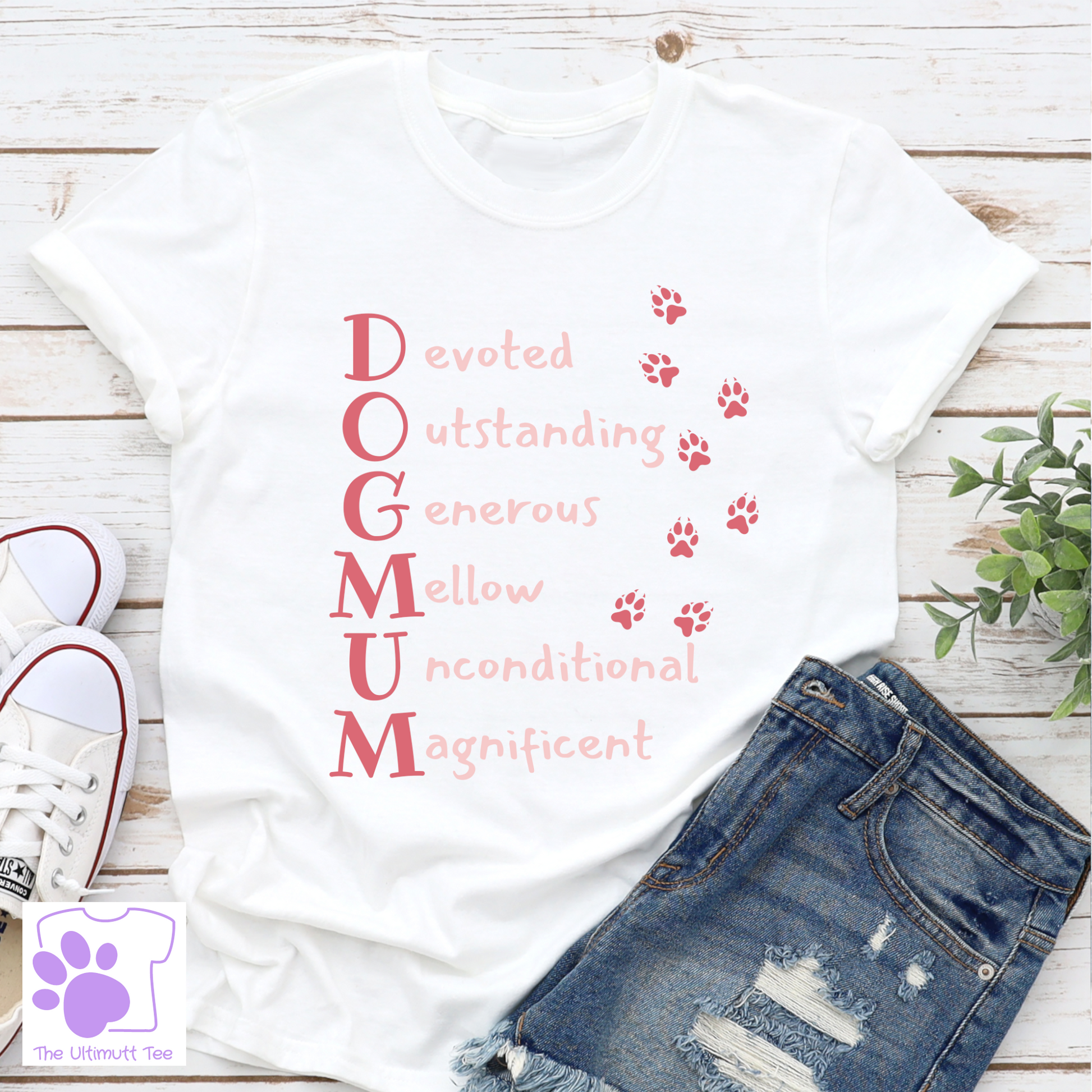 Dog mum paw print white dog lover tshirt